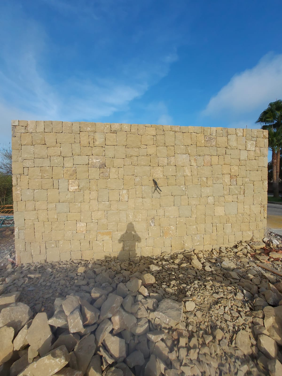 Piedra natural caliza dorada Jimeamel